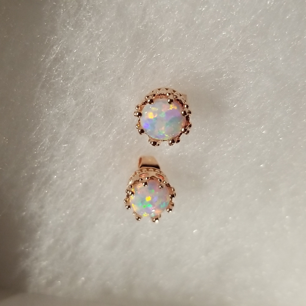 Opal Stud Earrings in 18K Rose Gold 18K Gold plated brass